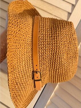 Banana Republic Woven Straw Sun Hat fedora Tan Leather Band large/extra large